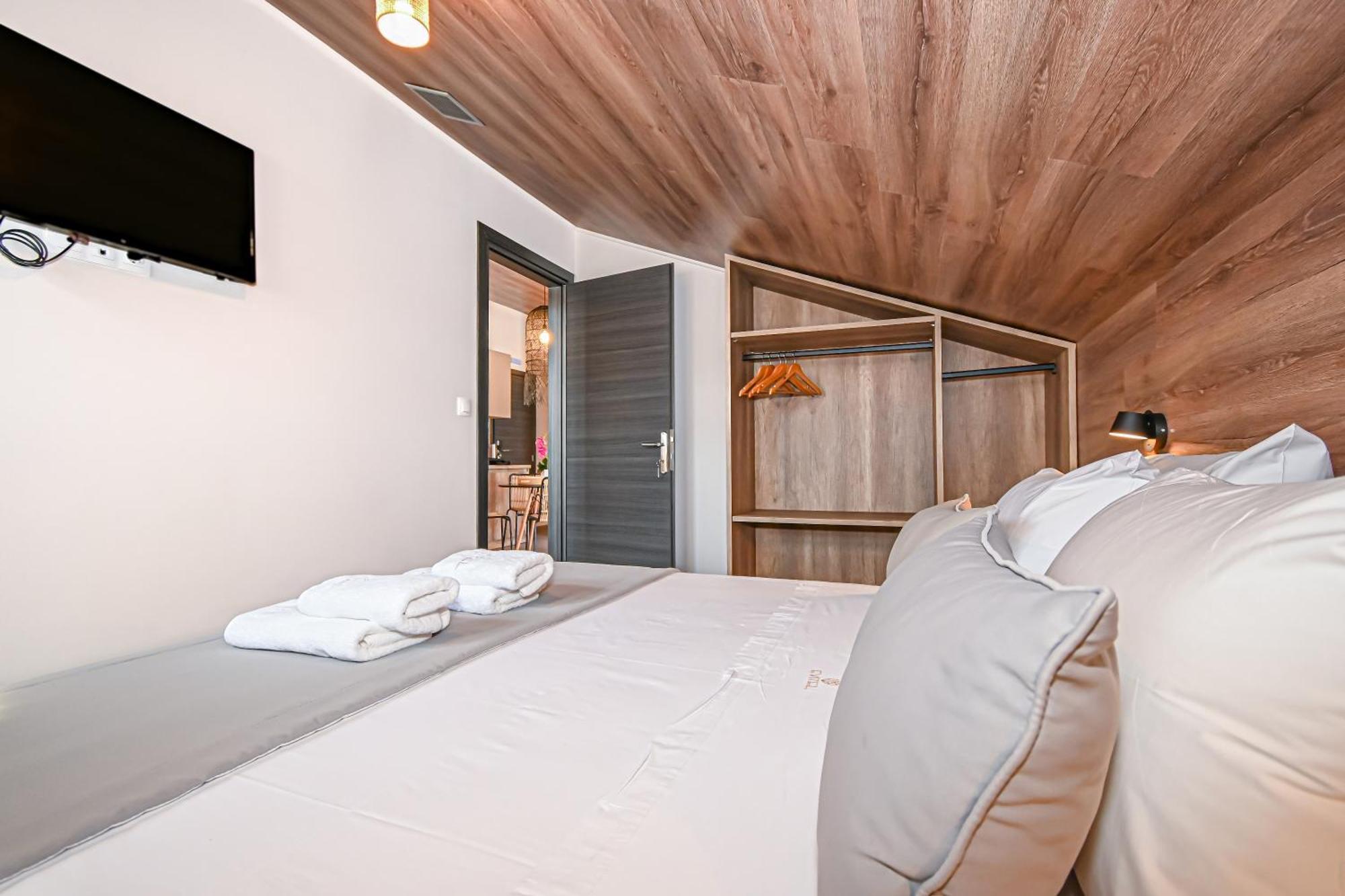 Evitel Luxury Living Aparthotel Hanioti Buitenkant foto